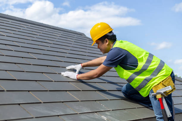 Best Commercial Roofing Services  in Cloverdale, CA